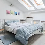 Lion Apartments - Elegance