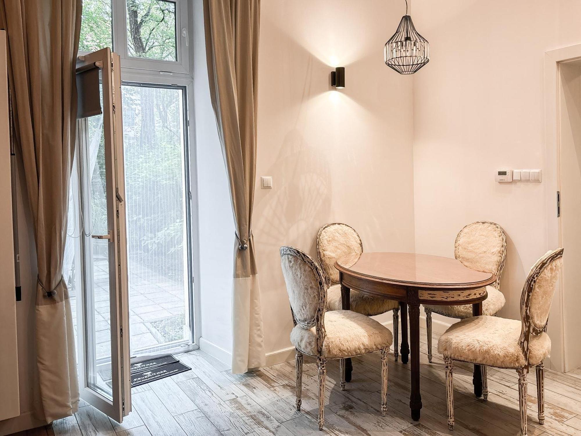 Lion - Elegance Apartament *